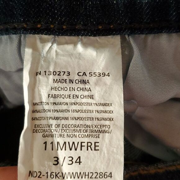 Wrangler embroidered flare leg jeans size 3 - Picture 12 of 13